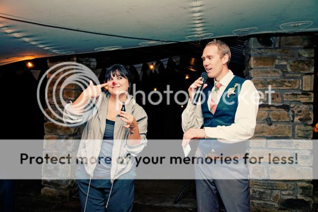 http://i892.photobucket.com/albums/ac125/lovemademedoit/WE_freestatefarmwedding_041-1.jpg?t=1308671138