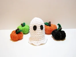 Crochet Ghost Toy  Halloween Decor  Amigurumi Ghost  Autumn