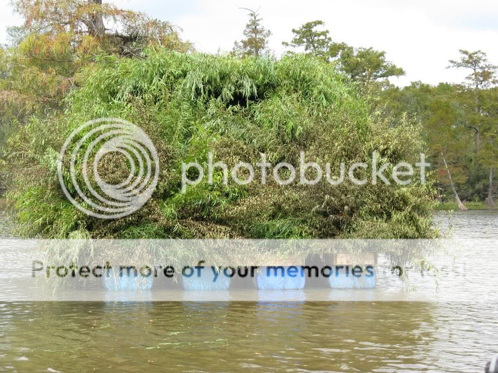 One secret: Duck boat blind building 101