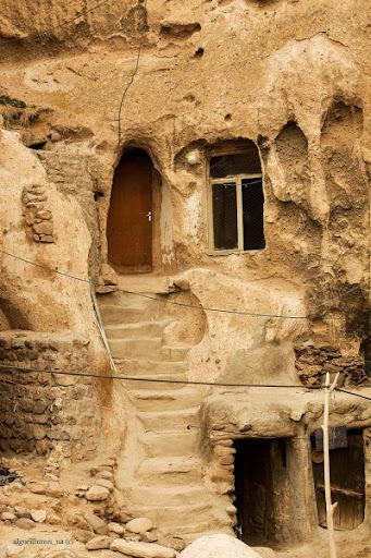 Troglodyte village in IRAN 700 years old