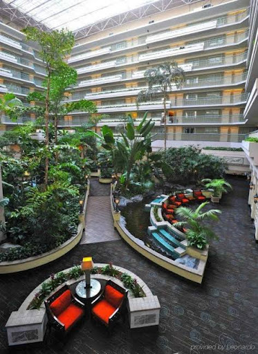 Hotel «Embassy Suites by Hilton Walnut Creek», reviews and photos, 1345 Treat Blvd, Walnut Creek, CA 94597, USA