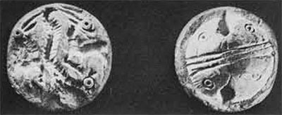 Mirroring of the rake sign Seal 131 (left) from Vats (1940) and seal