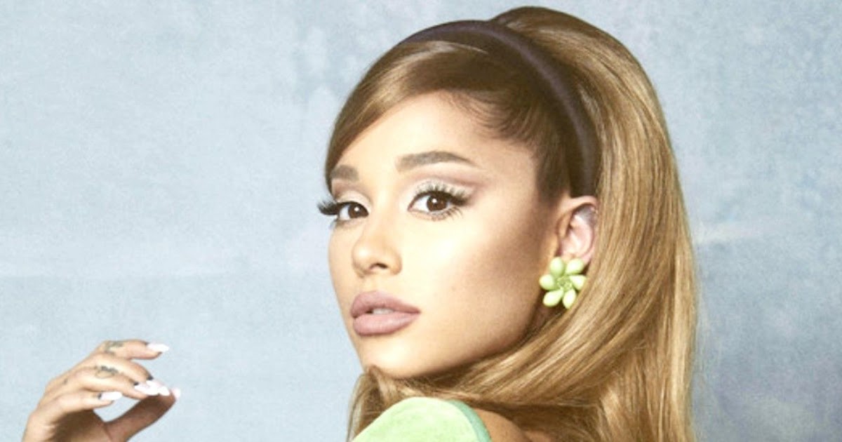 The Voice: Ariana Grande to Give Away $1M to Fans for Mental Health