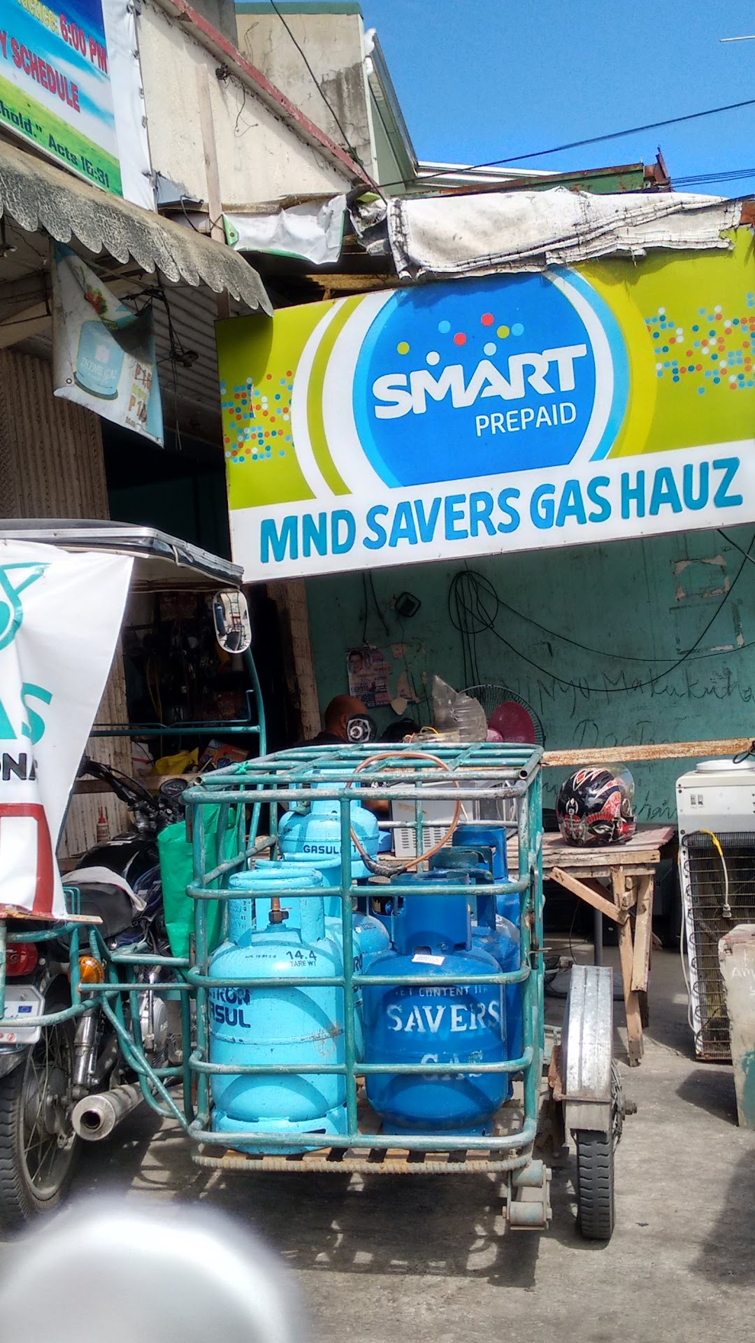 MND Savers Gas Hauz