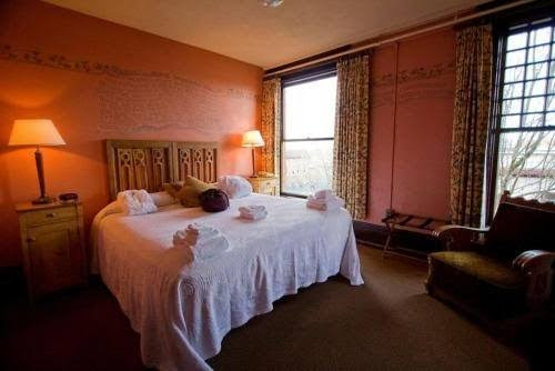 Hotel «McMenamins Hotel Oregon», reviews and photos, 310 NE Evans St, McMinnville, OR 97128, USA