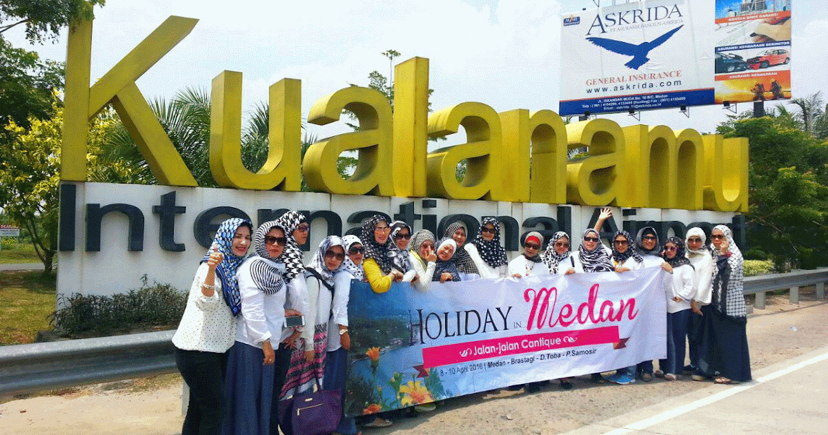 Contoh Banner Tour Wisata desain spanduk keren