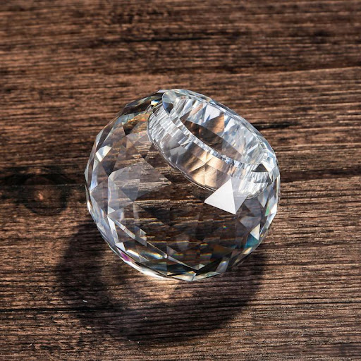 Cina Optik Bola Kristal Berbentuk Tealight Pemegang Permata-potong Berlian Pemegang Lilin Untuk Meja Makan Restoran Deocration Produsen dan Pemasok - Pabrik Grosir - SHINING CRYSTAL