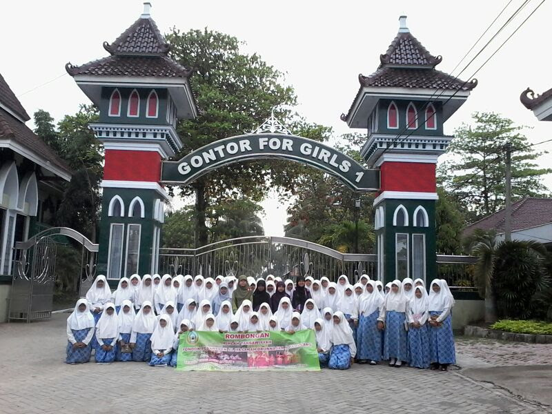 Pondok Pesantren Gontor Jawa Timur