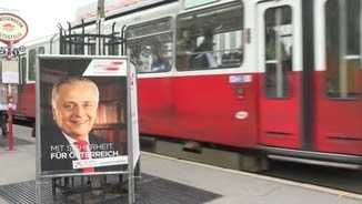 Un cartell electoral de Norbert Hofer als carrers de Viena