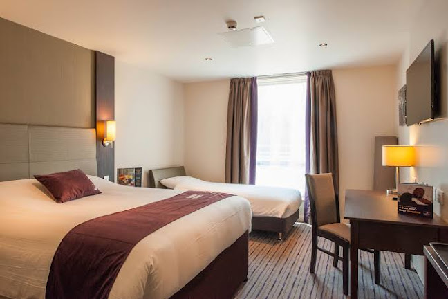 Reviews of Premier Inn London Wandsworth hotel in London - Hotel