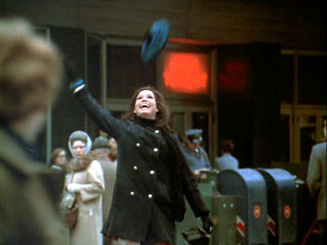 mary-tyler-moore-opening-credits