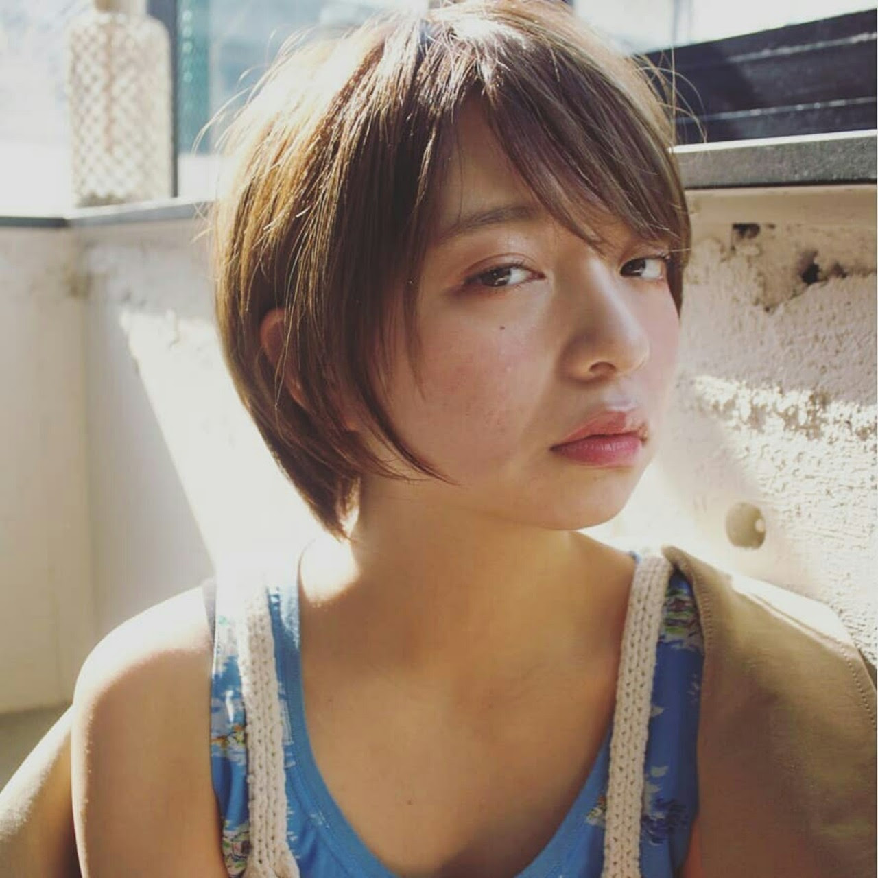 ストレート ショート 前髪あり Cevik Sajjadi