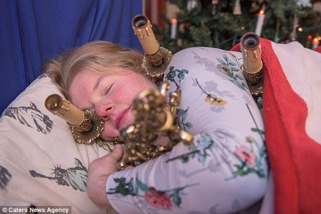 Amanda says that Jewel is more comfortable to sleep with and nice to cuddle in bed