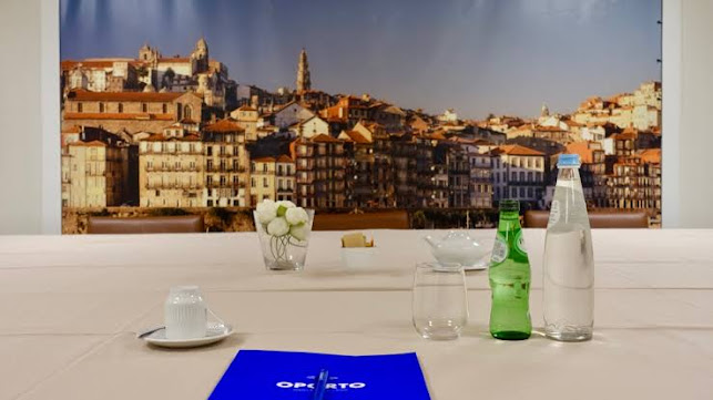 Oporto Airport & Business Hotel