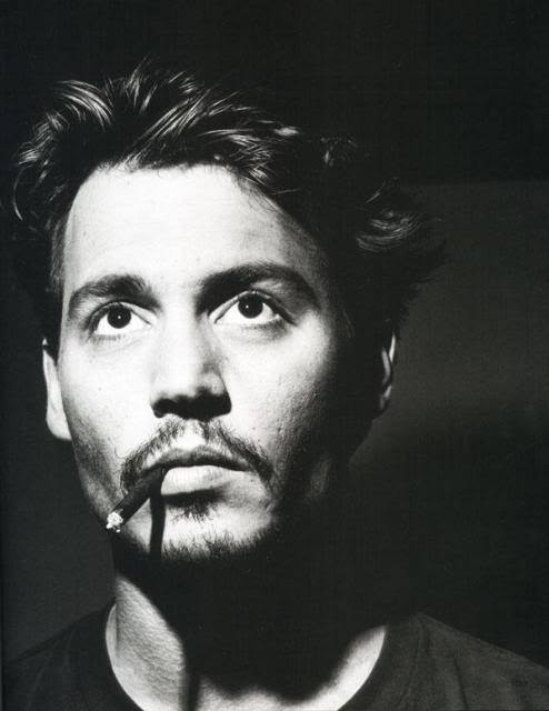 tugusighcit: Johnny Depp Black And White