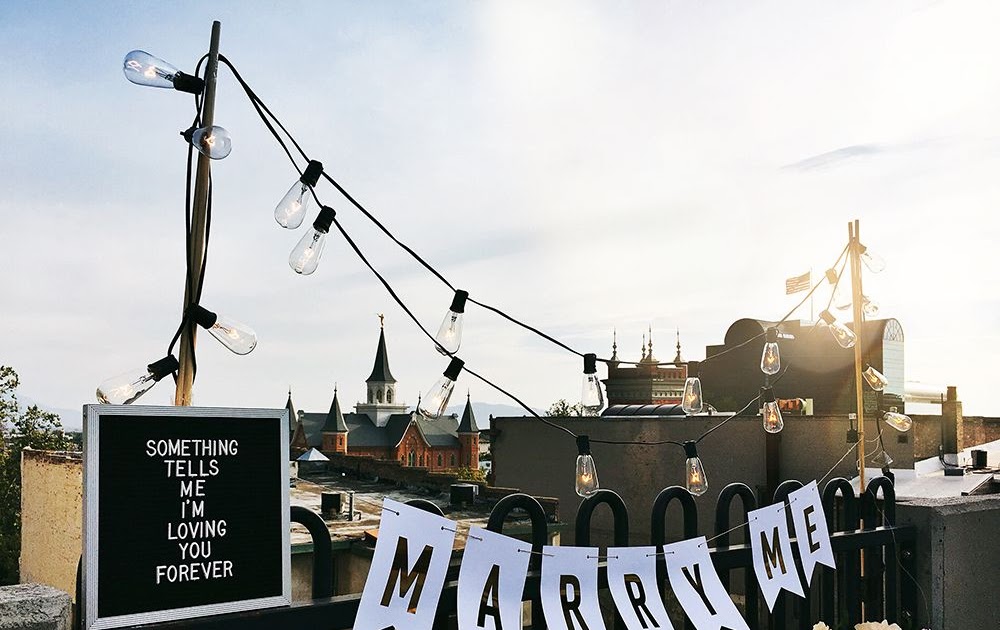 Themed Proposal Booth / The Famous Booth Where Jfk ...