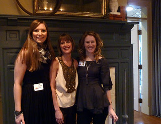 P1150677-2013-01-24-Cathedral-Antiques-Show-Inspiration-House-designer--Elle-Cantrell--Yvonne-McFadden-center--Kate-Stephens