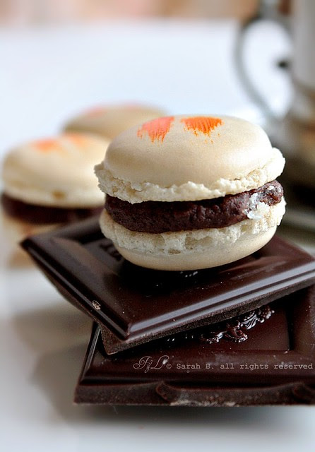 macarons con ganache fondente