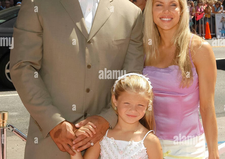 Jose Canseco Wife / Esther Haddad Is Ex Wife Of Jose Canseco Who Is An