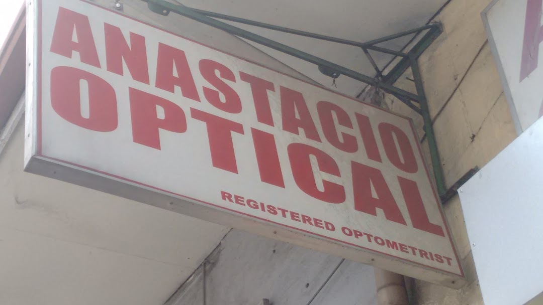 Anastacio Optical