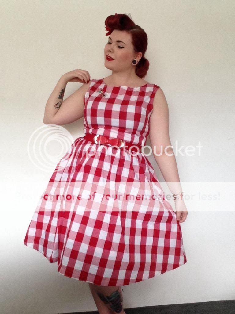 Miss Lixxie Lou: Lindy Bop Audrey checked picnic dress review