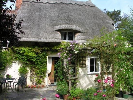 Cottage Arbor - A Joyful Cottage