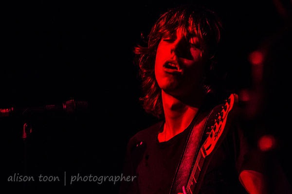 Van McCann, vocals, Catfish and the Bottlemen, Sacramento, October 2014