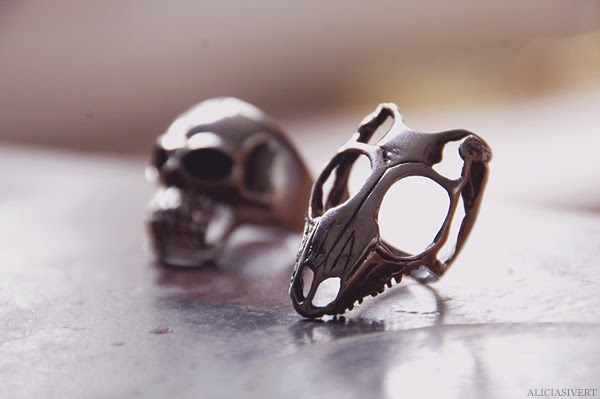 aliciasivert alicia sivertsson myrorna silver city ring skull skalle döskalle dödskalle skelett skeleton animal smycke jewelry