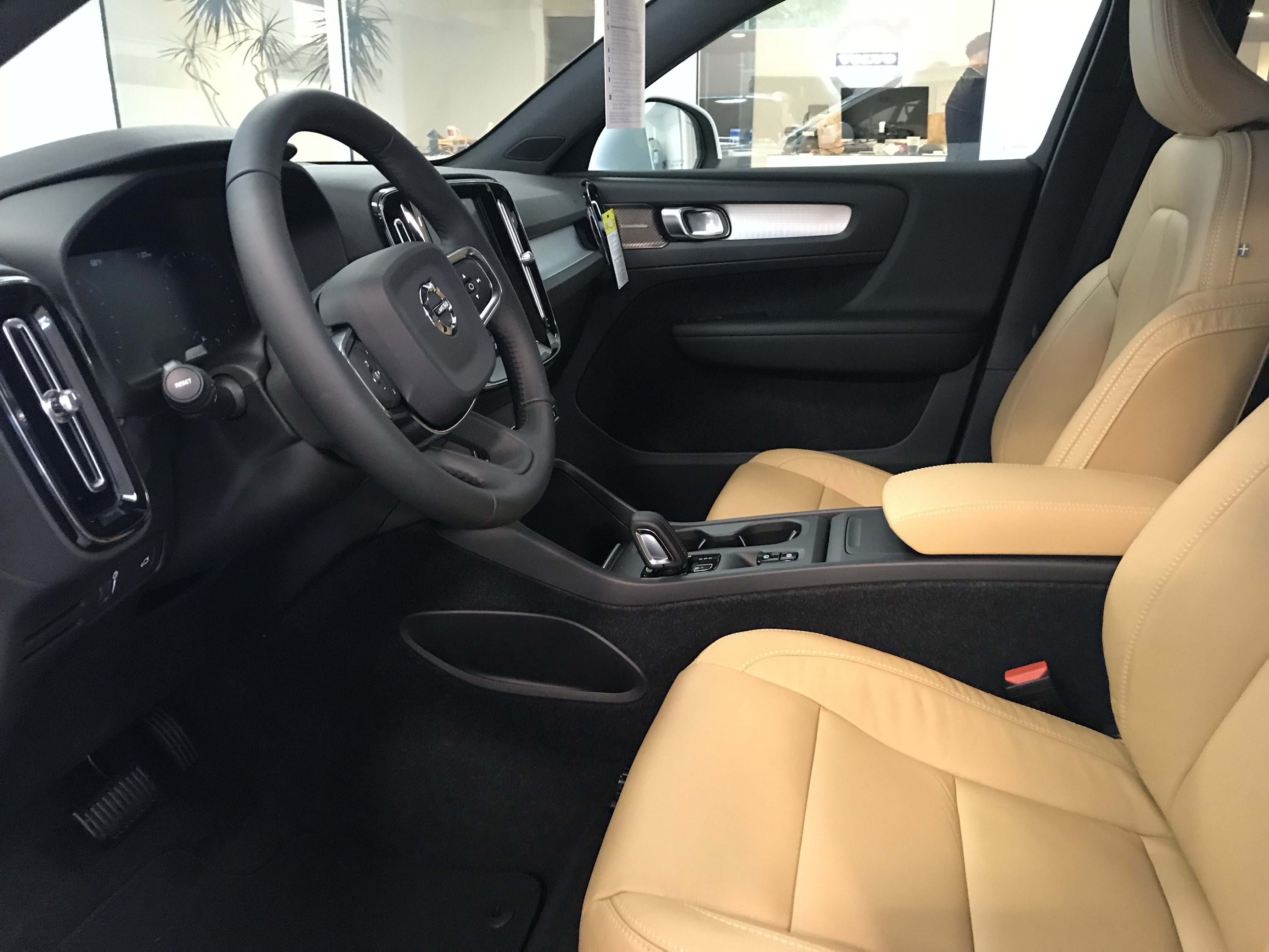 Volvo Xc40 Amber Interior Volvo Xc40