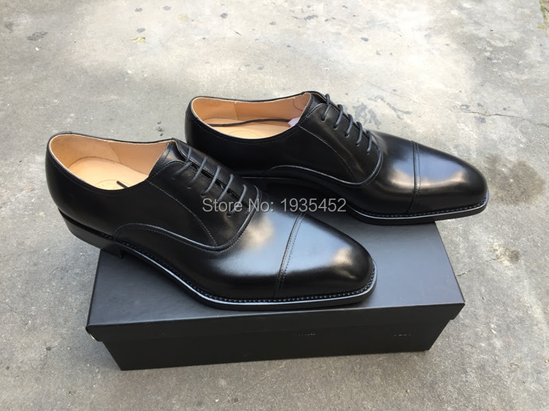 two toed shoes