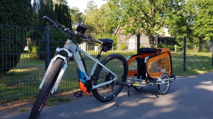 hundeanhänger fahrrad gefedert