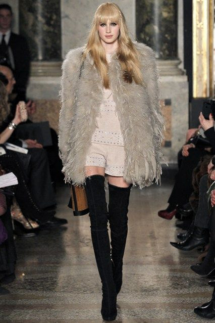 http://www.pinterest.com/pin/58828338857166951/ feathers_emilioPucci