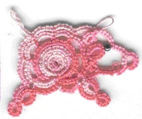 Tatting and not a lot else!: One of my 'smallies'