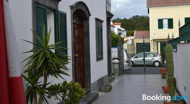 Rua da Videira, 8 Livramento, 9500-743 Ponta Delgada