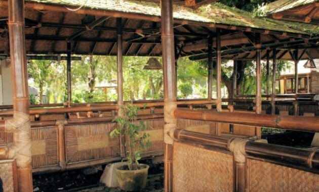 44 Gaya Terbaru Desain Warung Makan  Sederhana Dari Kayu  