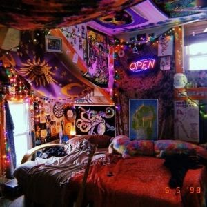 Grunge Aesthetic Alt Room Ideas - Draggolia