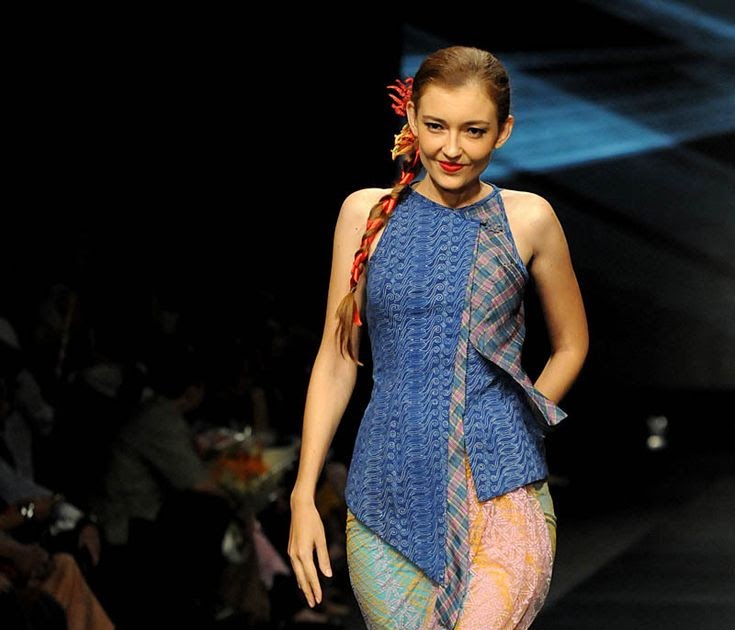 Inspirasi 37+ Batik IndonesiaFashion