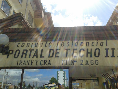 Conjunto Residencial Portal de Techo 3