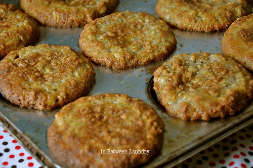 In Between Laundry: Banana-Oatmeal Muffins with Peanut Butter Chips