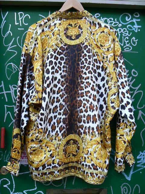 ZONE7STYLE: Vintage Versace Atelier Leopard Gold Print Silk Shirt