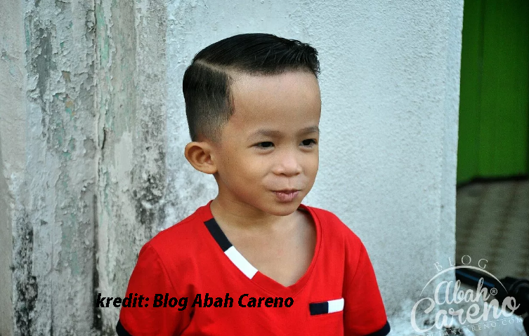 Stail rambut budak lelaki