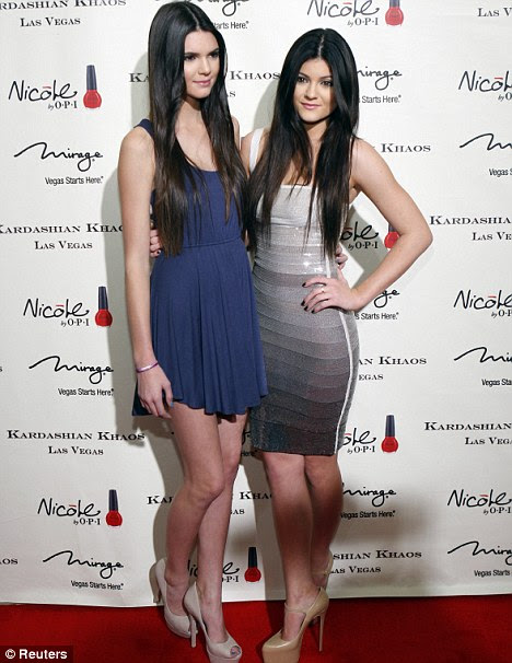 http://i.dailymail.co.uk/i/pix/2011/12/29/article-2079824-0F31CA6800000578-65_468x606.jpg