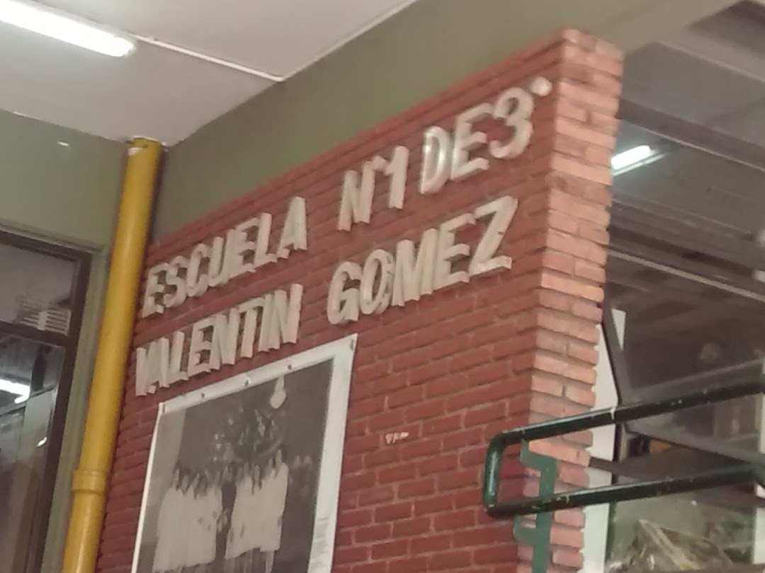 Escuela No. 1 de 3 Valentín Gómez