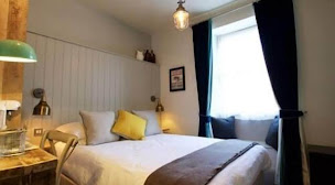 The Fleece – Google hotels