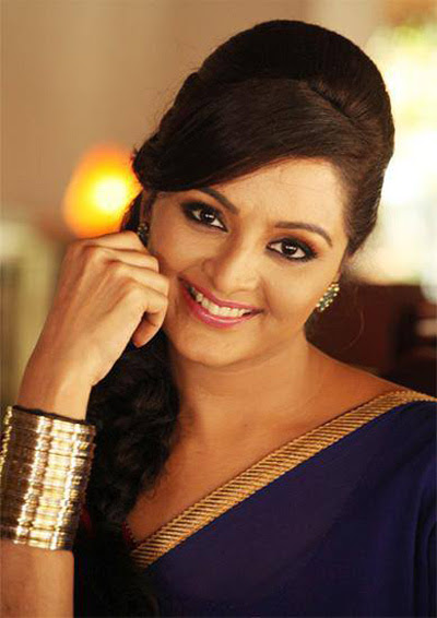 Manju Warrier Indian Film Actress Very Hot And Beautiful Stills Free Wallpapers Wallpapers Pc