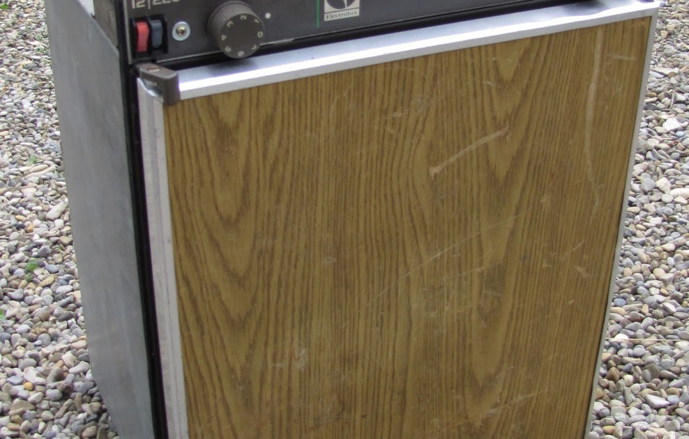 Smeg Kühlschrank Tür Quietscht : Rm electrolux kühlschrank tommie r parrish Smeg Kühlschrank Tür Quietscht : Rm electrolux kühlschrank tommie r parrish