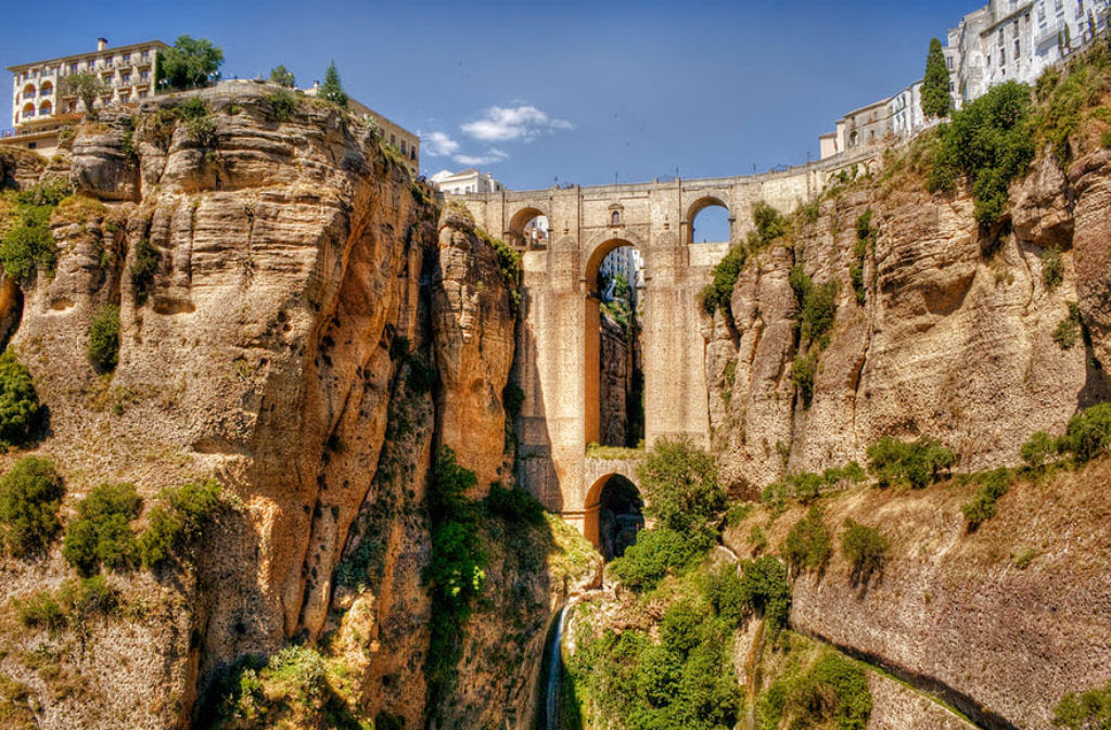 30 pontes místicas que podem nos levar a um outro mundo 09