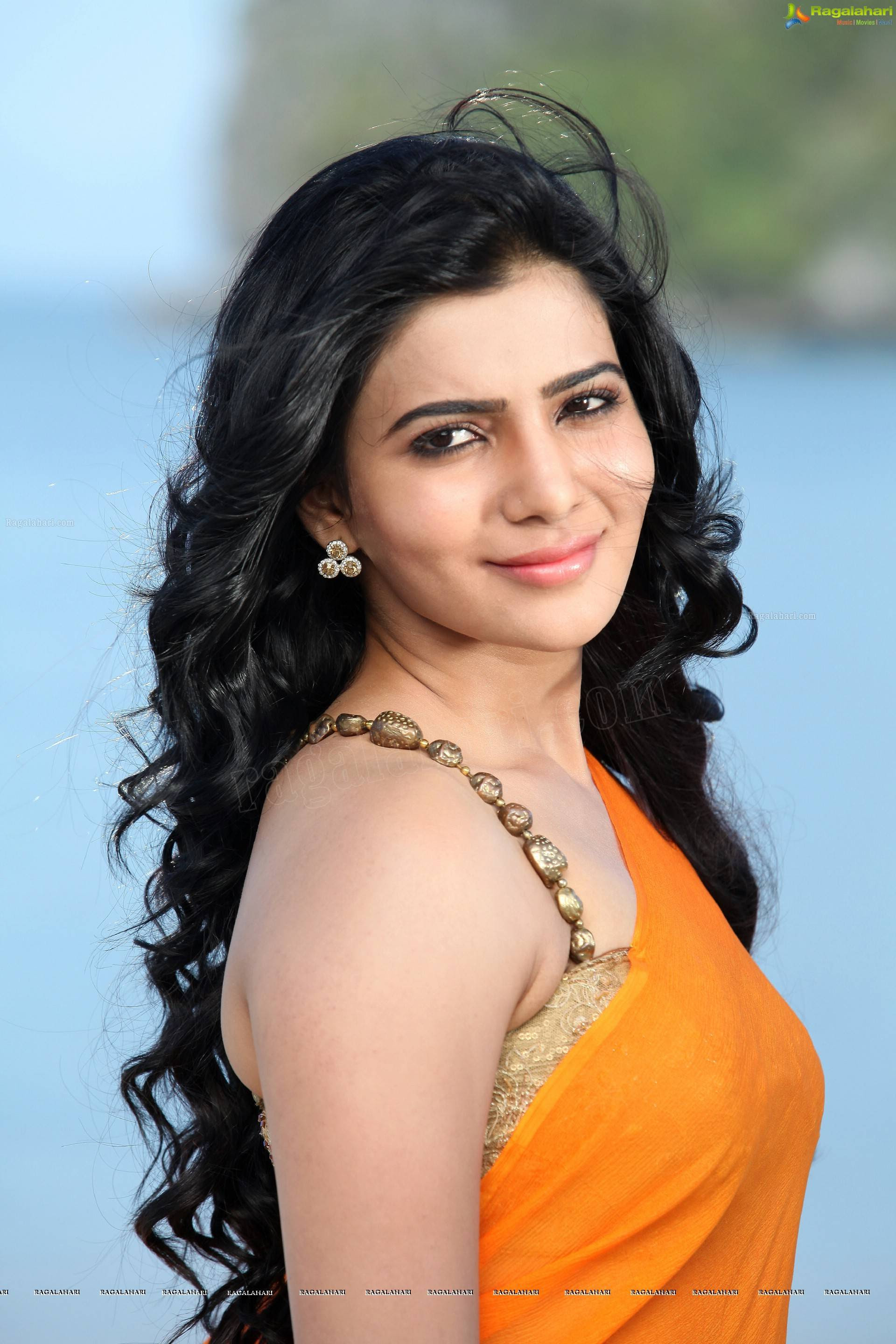 Wallpaper India: Samantha Hot Navel Show...Latest Super Hot Pics In HQ....