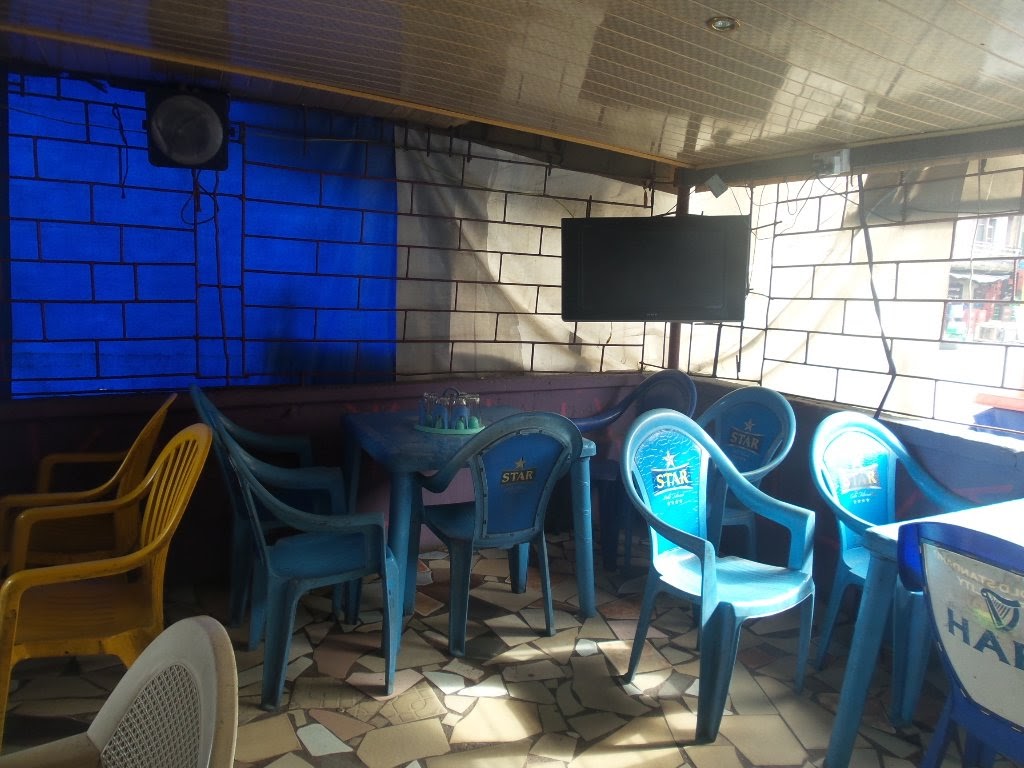 Makossa Bar