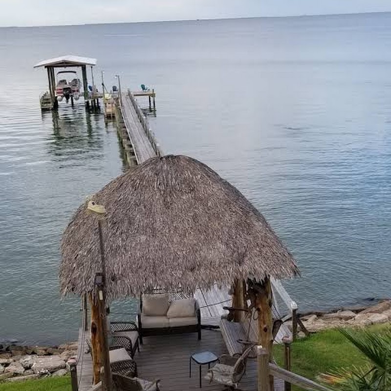 Come Friday Cottages on the Bay